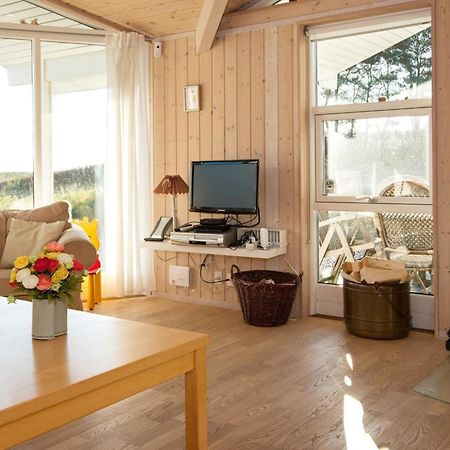 6 Person Holiday Home In Knebel Ørby 외부 사진