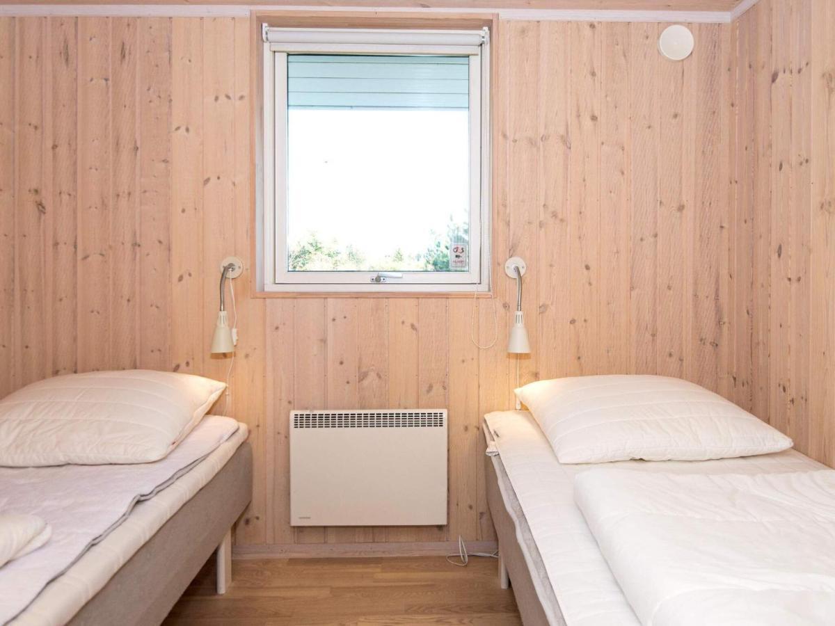 6 Person Holiday Home In Knebel Ørby 객실 사진